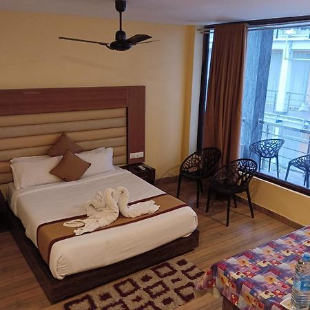 Royal Villa Beach Resort Govind Nagar ภายนอก รูปภาพ